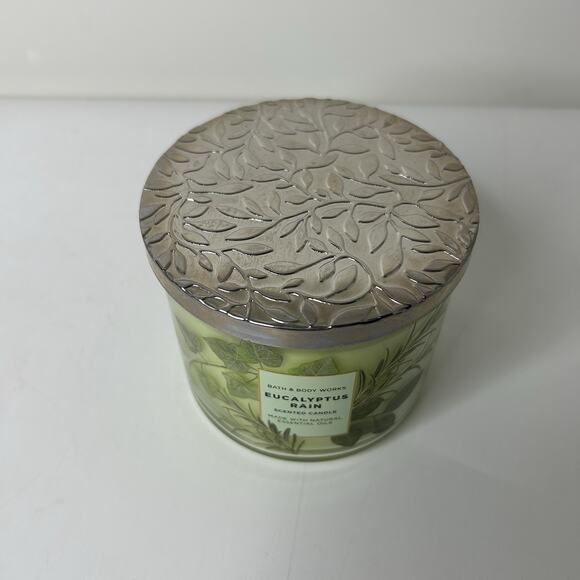 Bath & Body Works 3 Wick Candle 14.5OZ Eucalyptus Rain - Picture 5 of 6